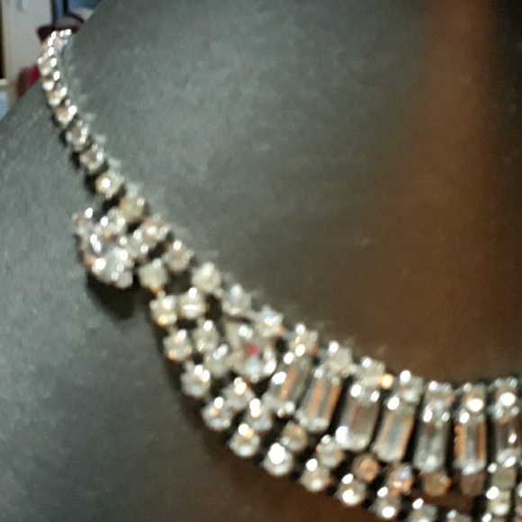 VINTAGE Rhinestone Necklace - Picture 4 of 8